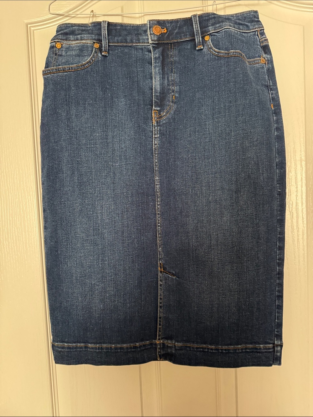 Classic Blue Denim Pencil Skirt - Women's Size 4 NWT!